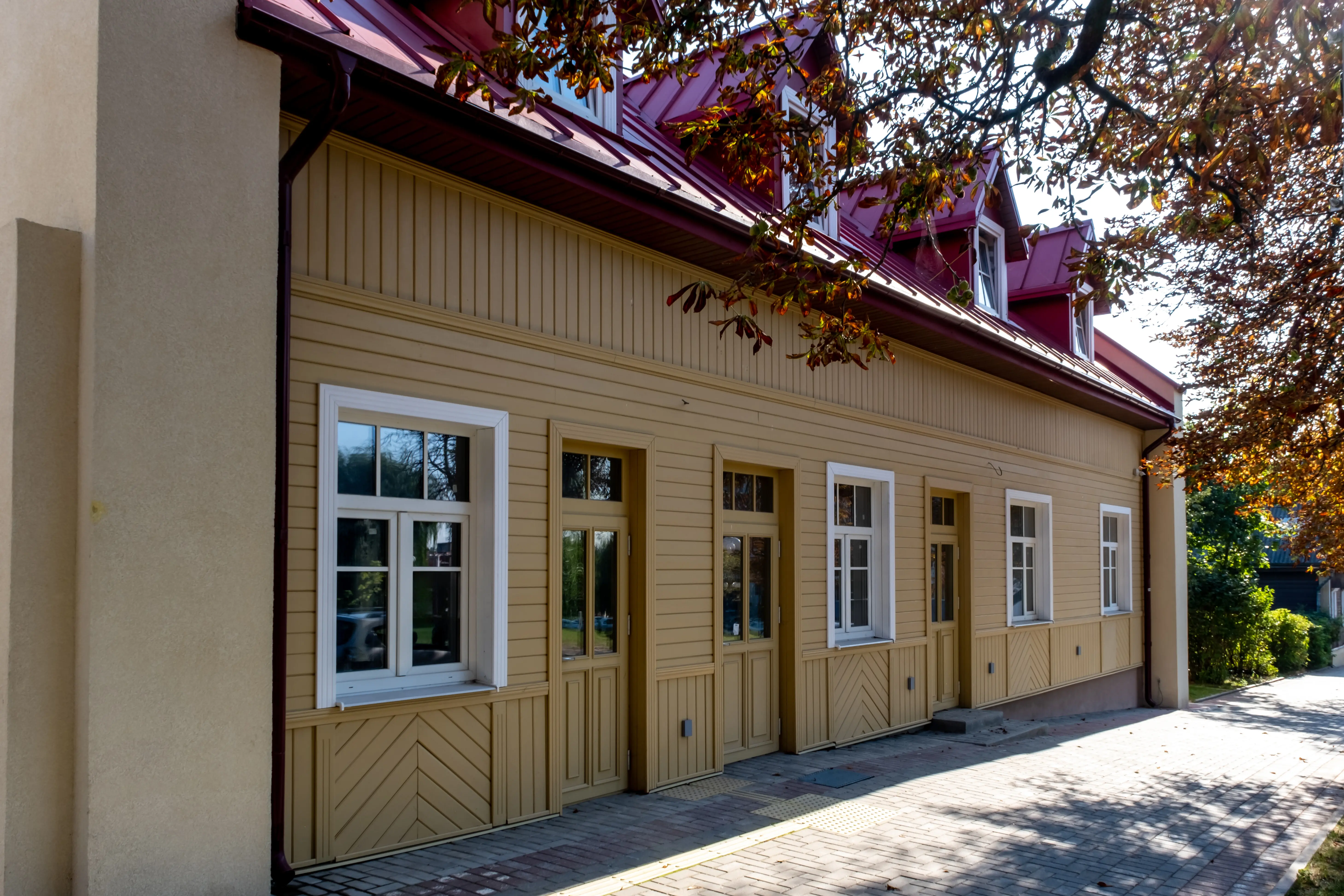 Im privaten Sektor der Stadt gelegenes Holzhaus aus dem 19.–20. Jahrhundert.